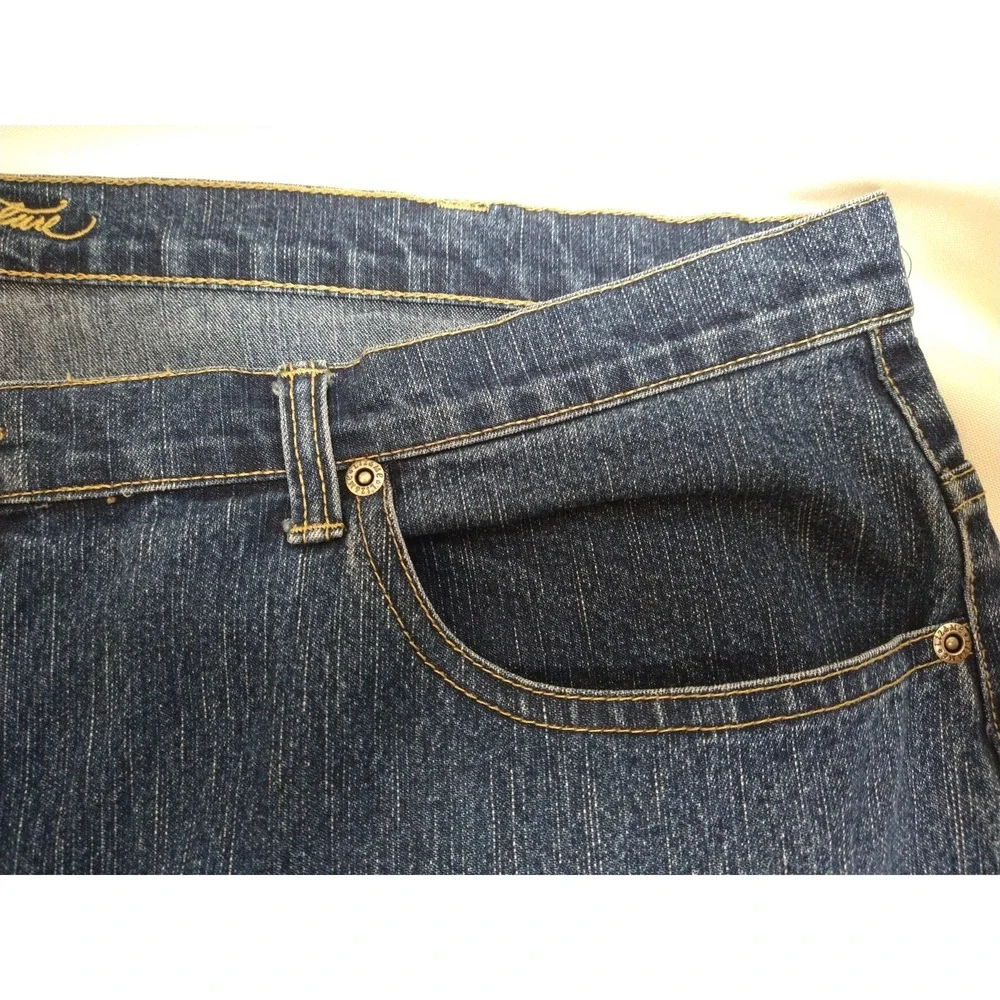 womens "LIZ & ME" SIGNATURE DENIUM CAPRIS, EMBROIDERED STYLING, SIZE 20WP‎ - Picture 8 of 16